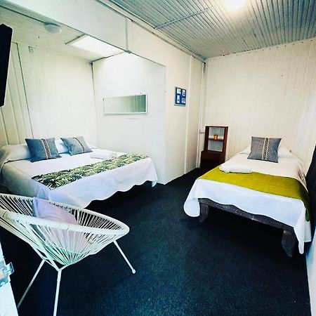 Hostal 3 Norte Сан-Антонио Экстерьер фото