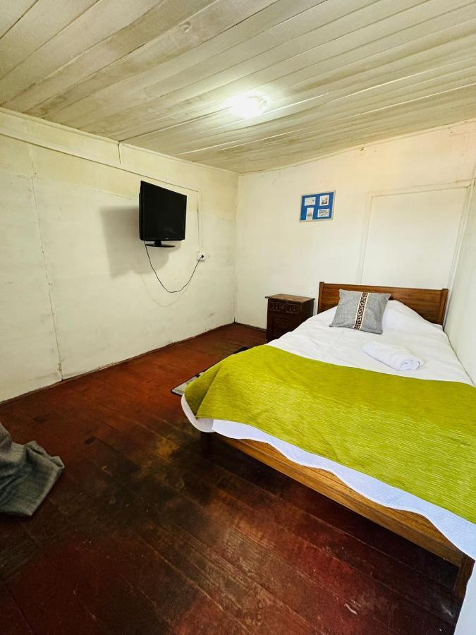 Hostal 3 Norte Сан-Антонио Экстерьер фото