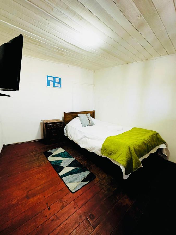 Hostal 3 Norte Сан-Антонио Экстерьер фото